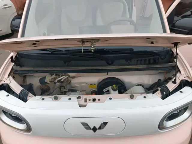 Wuling Hongguang Mini EV — Фото автомобиля 19