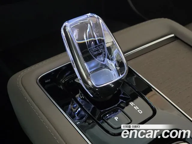 Volvo XC90 Generation 2 — Фото автомобиля 15