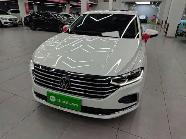 Фотография автомобиля — Volkswagen Lavida