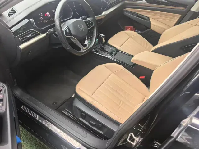 Volkswagen Passat — Фото автомобиля 9