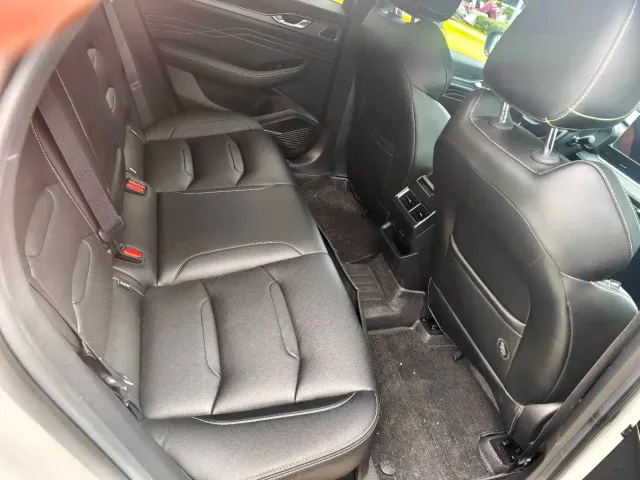 Geely Xingrui — Фото автомобиля 13