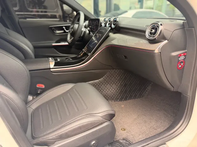 Mercedes-Benz C-Class — Фото автомобиля 22