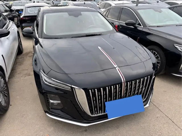 Hongqi H5 — Фото автомобиля 3