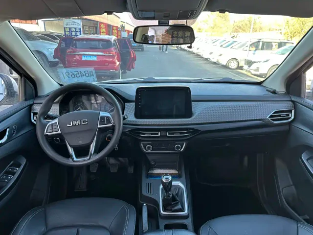 JMC Baodian — Фото автомобиля 4