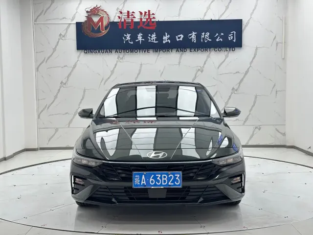 Hyundai Elantra — Фото автомобиля 2