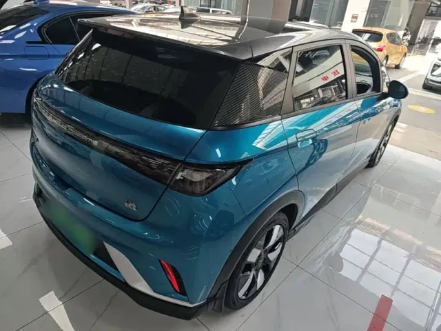 BYD Dolphin — Фото автомобиля 6