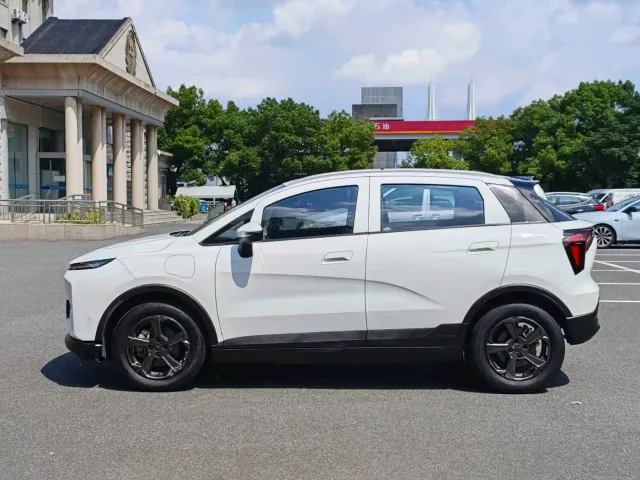 Geely Geometry E Firefly — Фото автомобиля 4