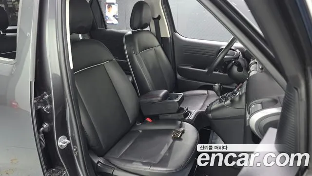 Hyundai Casper Casper Essential Light — Фото автомобиля 12