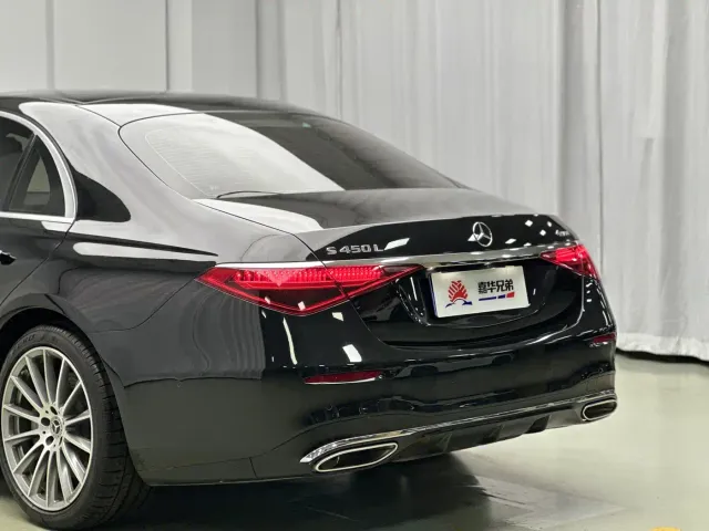 Mercedes-Benz S-Class — Фото автомобиля 12