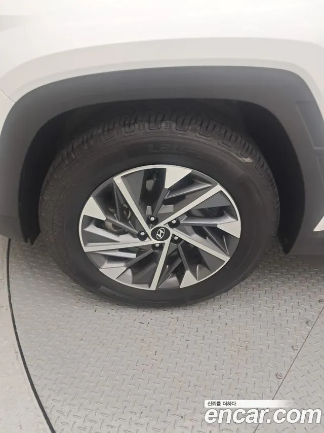 Hyundai Tucson NX4 — Фото автомобиля 5