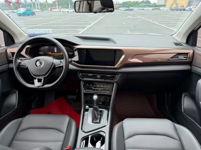 Volkswagen Tharu — Фото автомобиля 18
