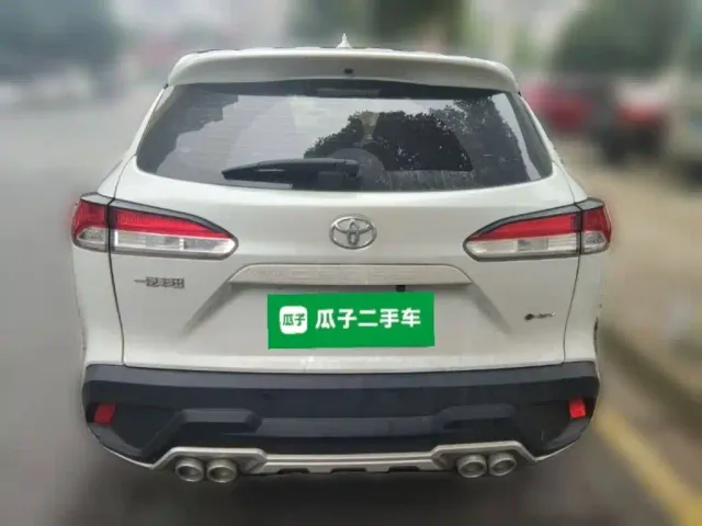 Toyota Corolla Cross — Фото автомобиля 3