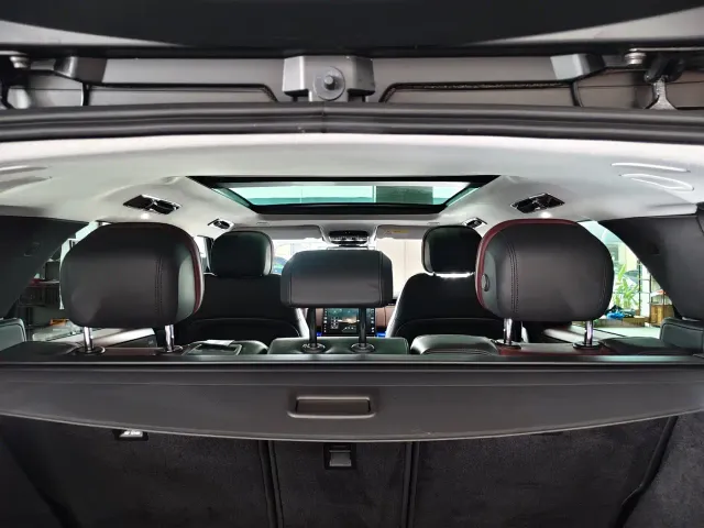 Land Rover Range Rover Sport — Фото автомобиля 21