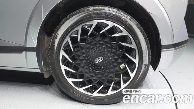 Hyundai Ioniq 5 — Фото автомобиля 6
