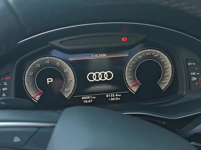 Audi Q7 — Фото автомобиля 9