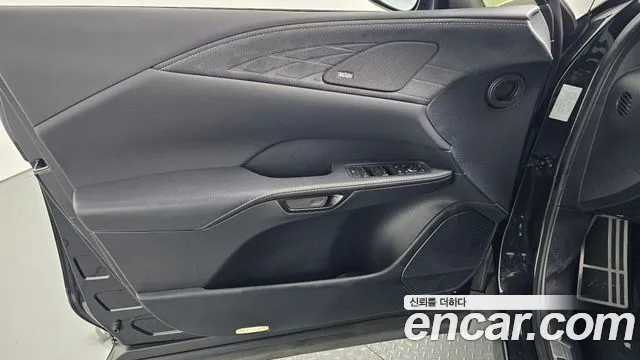 Lexus RX — Фото автомобиля 21