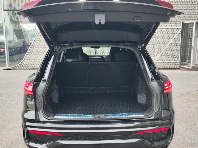 Audi Q5L — Фото автомобиля 10