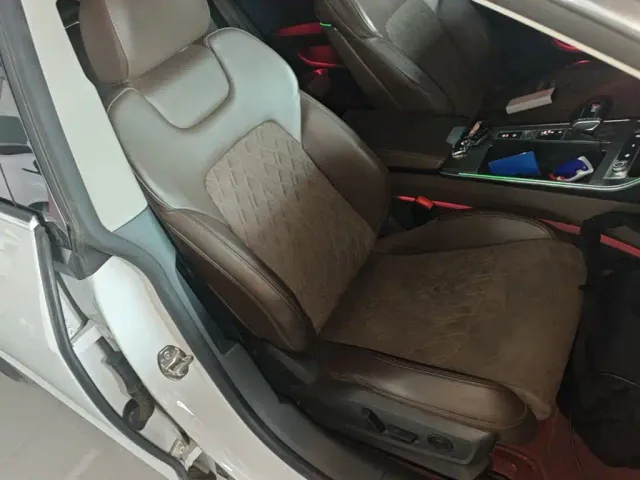 Audi A7L — Фото автомобиля 24