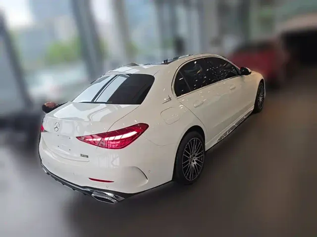 Mercedes-Benz C-Class — Фото автомобиля 9
