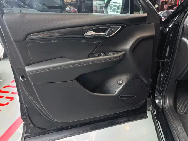 Buick Envision Plus — Фото автомобиля 8