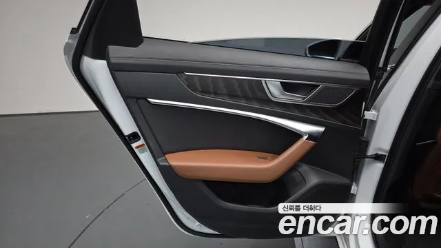 Audi A6 C8 — Фото автомобиля 14