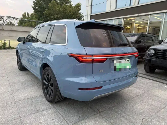 Li Auto Li ONE 2021 Extended Range 6-Seater — Фото автомобиля 7