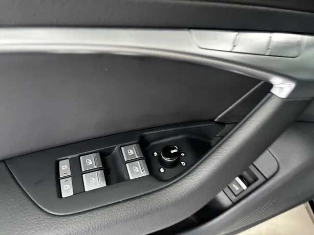 Audi A6L — Фото автомобиля 10