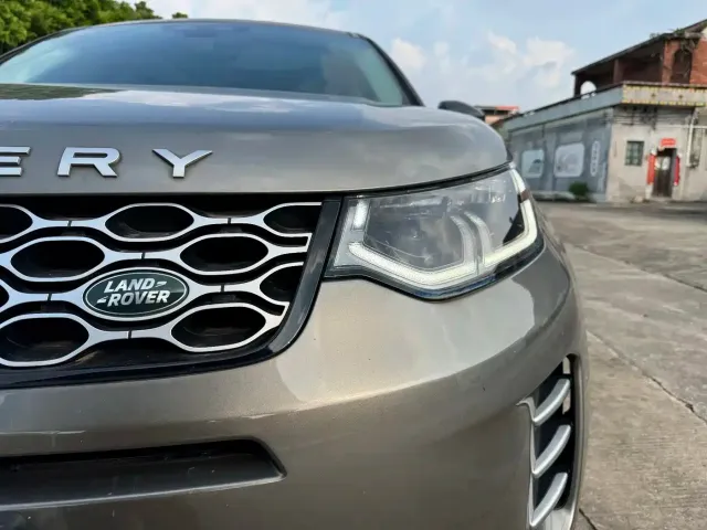 Land Rover Discovery Sport — Фото автомобиля 4