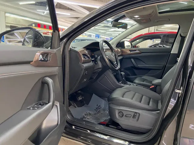 Volkswagen Tharu — Фото автомобиля 7