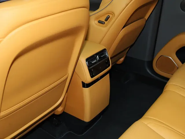 Li Auto i6 — Фото автомобиля 20