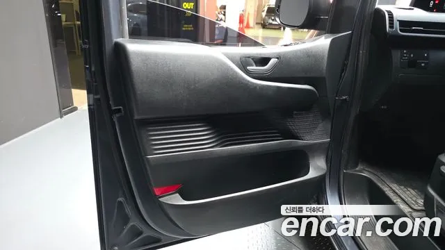 Hyundai Staria — Фото автомобиля 14