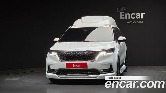Kia Canival — Фото автомобиля 3