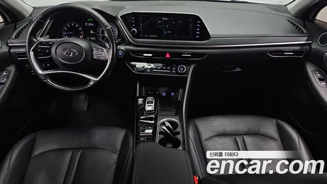 Hyundai Sonata — Фото автомобиля 10