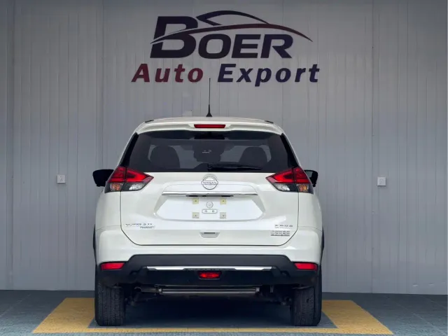 Nissan X-Trail — Фото автомобиля 5