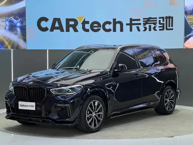 Фотография автомобиля — BMW X5