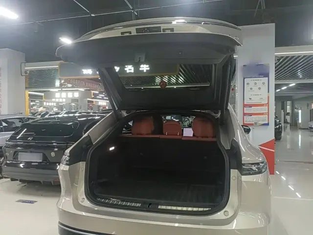 Nio EC7 — Фото автомобиля 18