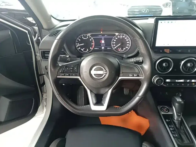 Nissan Sylphy — Фото автомобиля 10