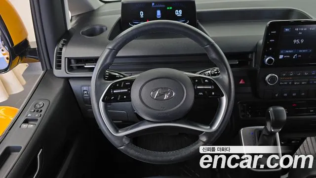 Hyundai Staria Staria — Фото автомобиля 13