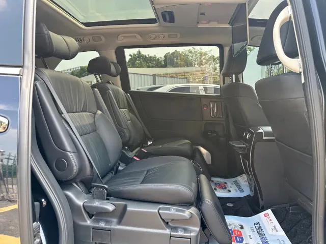Honda Odyssey — Фото автомобиля 9
