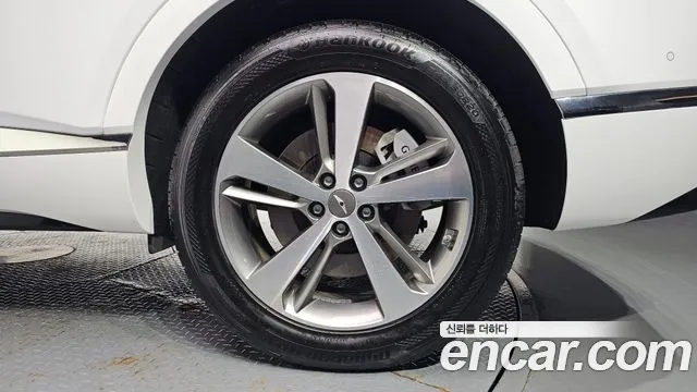 Genesis GV80 — Фото автомобиля 6