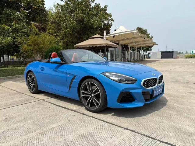 Фотография автомобиля — BMW Z4