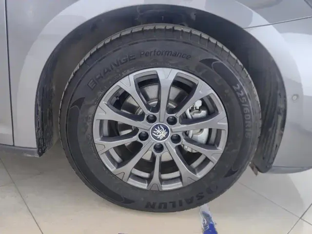 BYD Qin L — Фото автомобиля 6