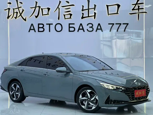 Hyundai Elantra — Фото автомобиля 3