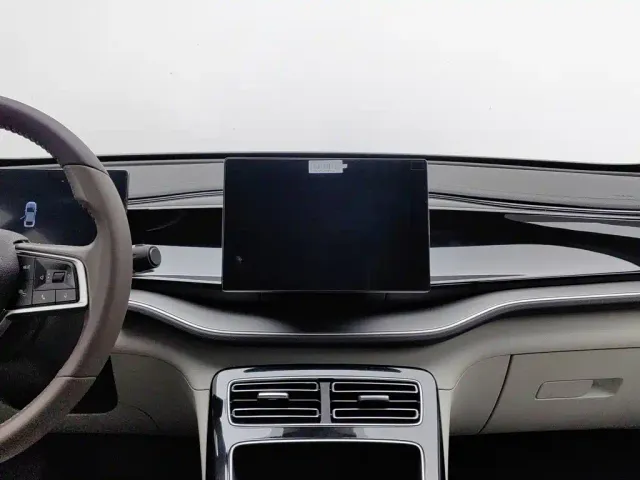BYD Qin PLUS — Фото автомобиля 12