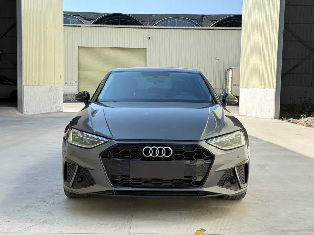Audi A4L — Фото автомобиля 2