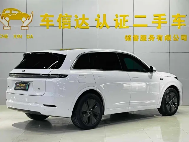 Li Auto L7 — Фото автомобиля 3