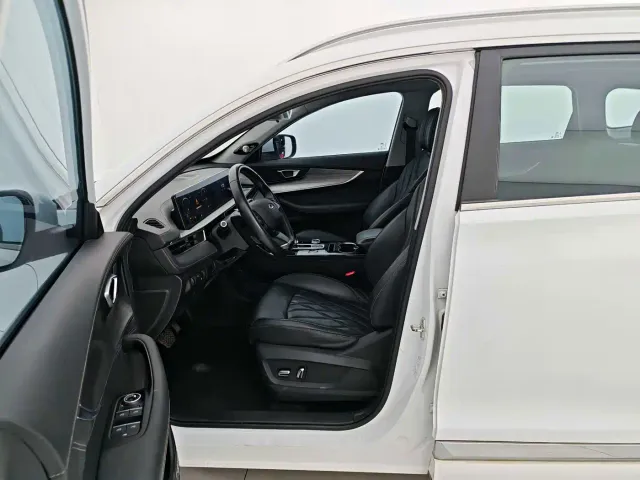 Chery Tiggo 8 PLUS Kunpeng e+ — Фото автомобиля 10