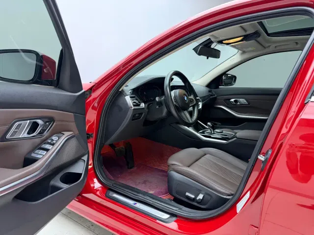 BMW 3 Series — Фото автомобиля 22
