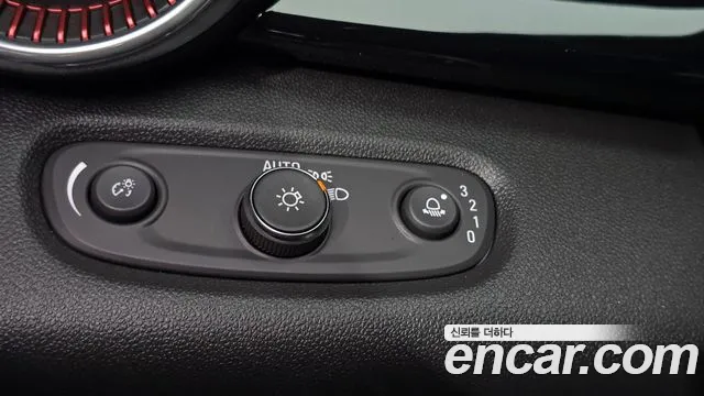 ChevroletGMDaewoo Trax Trax Кроссовер — Фото автомобиля 17