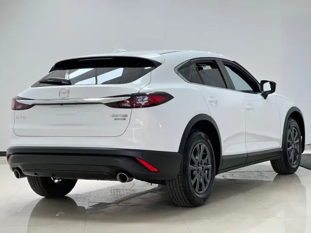 Mazda CX-4 — Фото автомобиля 6